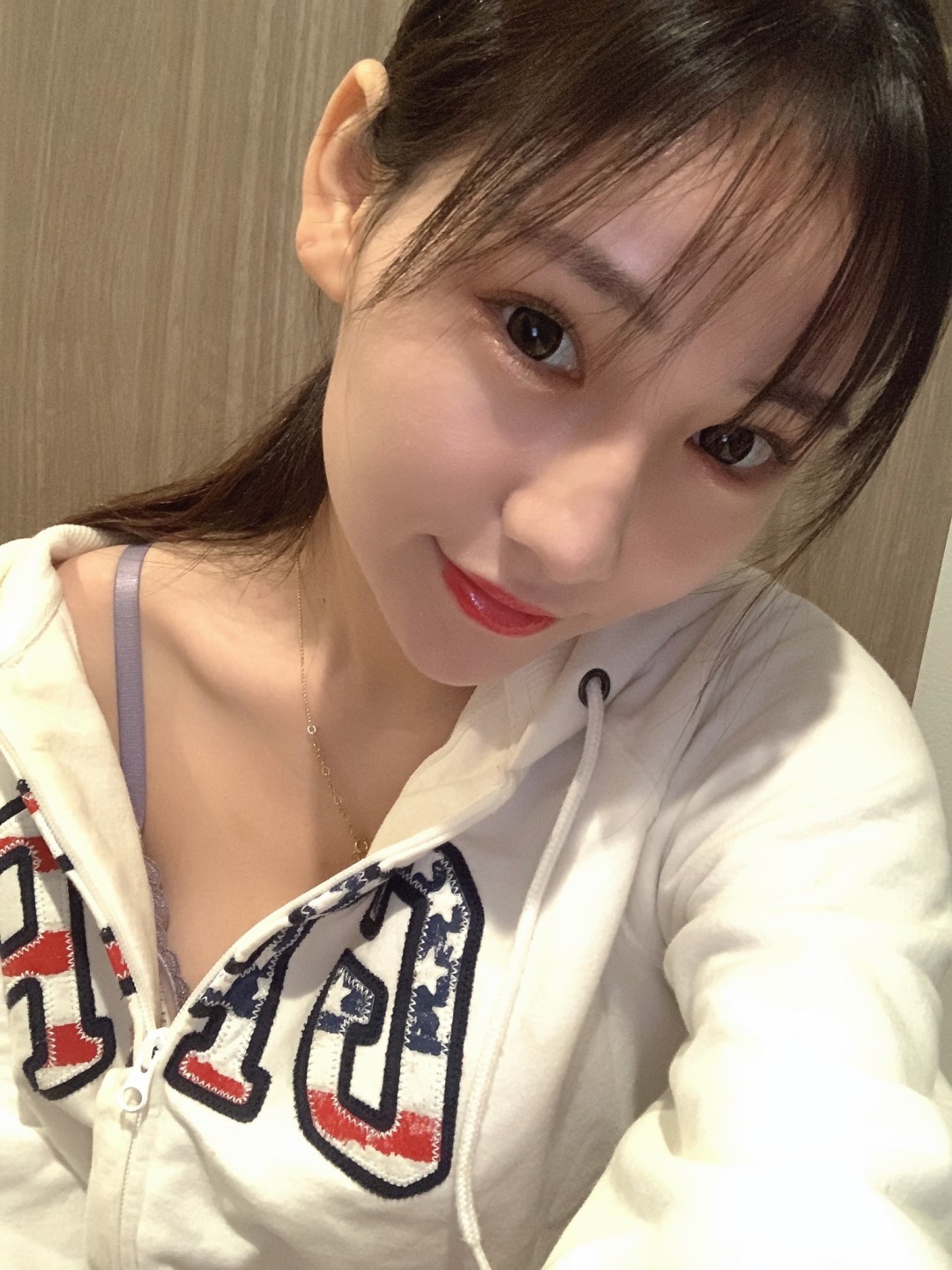 山手梨爱 (山手梨愛,Yamate Ria)