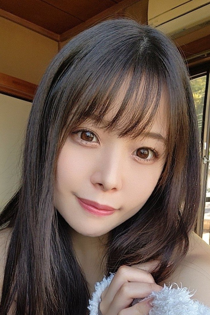 八木奈奈 (八木 奈々,Yagi Nana)