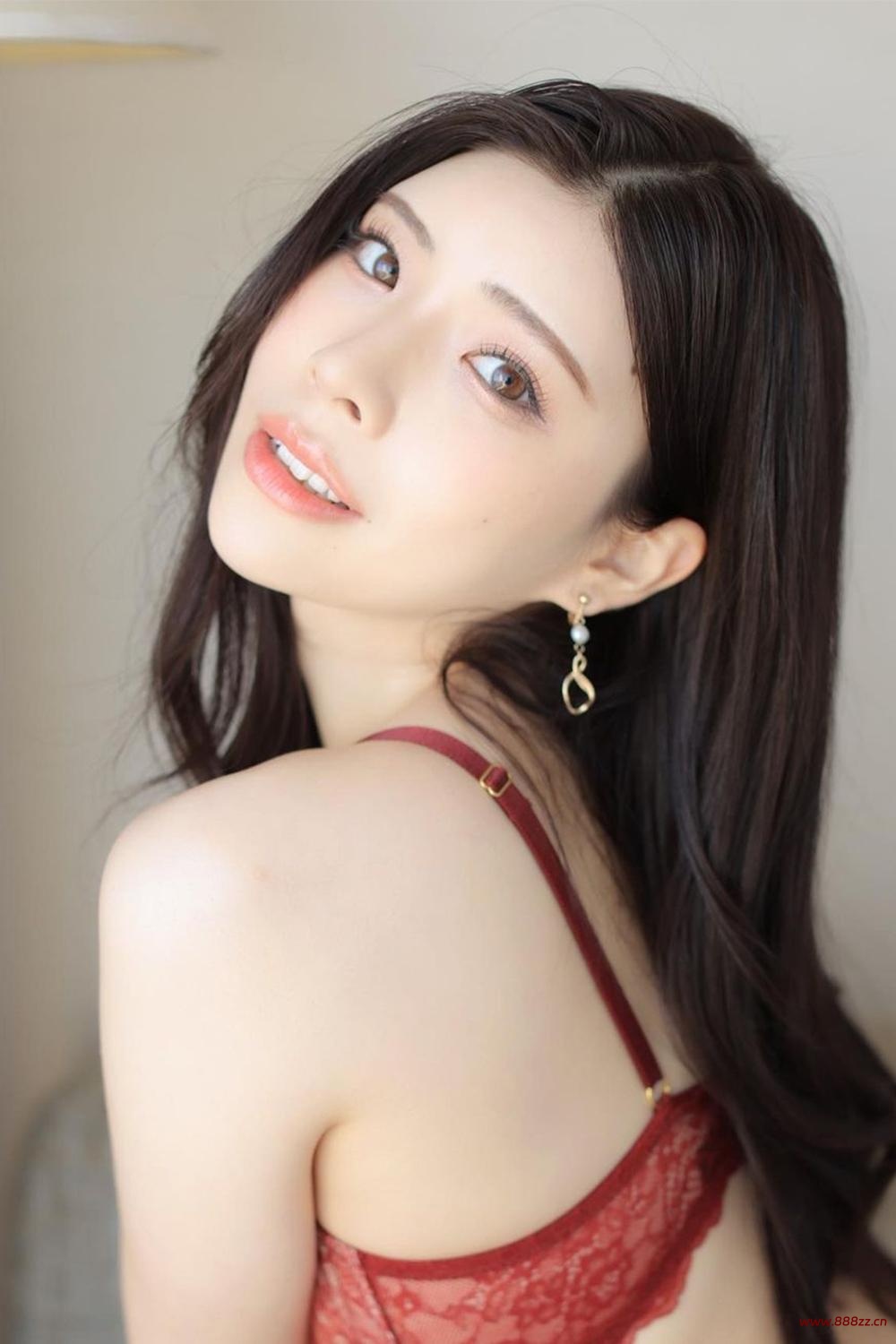 神木丽 (神木麗，Rei Kamiki)其他名字:诗织